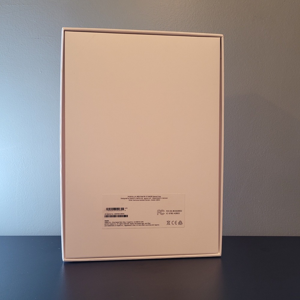 iPad Empty Box, iPad Not Included - Picture 5 of 10